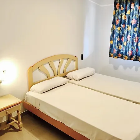 Apartamentos Galeon I *